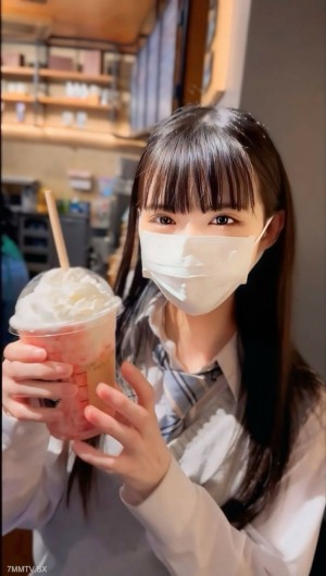 FC2-PPV-4545625 18岁学生中出第二轮在线观看