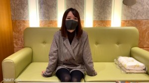 FC2-PPV-4577063 33岁的美丽萨满，充满爱。大量射精在脸上让一个傲慢的女人吸收，心碎。在线观看