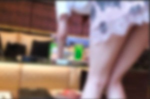 ※90 % Rabatt bis 4/1※【Kein Mosaik】【Amateur-Einzelaufnahmen】【Erstaunliche Episode】Komm in die schöne Muschi einer naiven 19-Jährigen, die eine lockere, behütete Schlampe ist在线观看