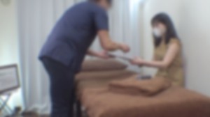 Neuer Sale zum halben Preis bis zum 15.06.! [No/SEX] Eine wunderschöne Bürodame in ihren 30ern mit schöner Haut und einem bezaubernden Körper. Sie ist eine sehr sensible Frau. Man hört sie atmen, während sie ihr Gesicht im Kissen vergräbt.在线观看
