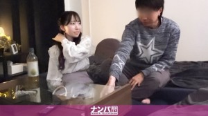 „Ein erfahrener Aufreißer nimmt ein Mädchen zum Sex mit auf sein Zimmer und filmt sie heimlich beim Sex 403. Schöne, wippende Brüste! Schöne, wippende Pobacken! Ein unverfälschter Körper, der nicht an Sex gewöhnt ist! Wir durchbrechen die eiserne Wache einer unverfälschten, Kansai-Dialekt sprechenden jungen Dame und bekommen unser erstes …“: MGS Video Prestige GroupWebsite zur Verbreitung von Erwachsenenvideos在线观看