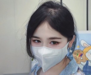 月光下的激情一夜 帮弟弟完成破处的愿望