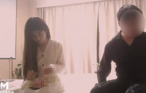 花季少女白裙翩翩-PD探花