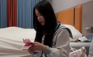 约操18岁小嫩妹娇小可爱-鸠摩智