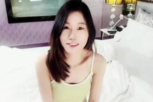 無套內射輕熟美少婦-黑傑克