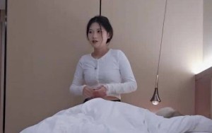 今天约了一个20岁小妹妹身材苗条胸部很大-小马