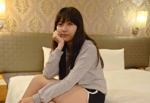 E奶韩国混血学生妹-风流财子