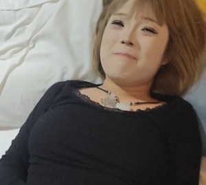 最新18岁技校全纹身小妹全脸无套内射血他妈都操出来了